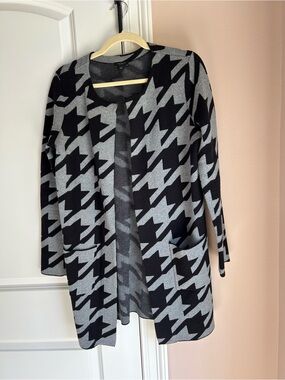 Ann Taylor Factory Black & Gray Knit Cardigan